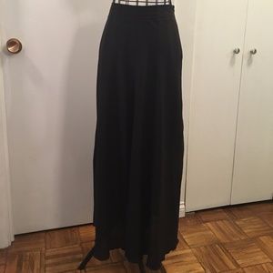 monteau Black Maxi Skirt, size Small